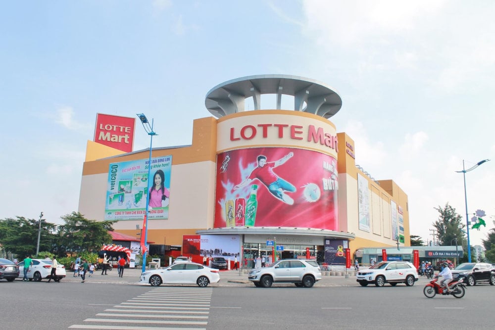 Lotte Mart brings a mini Korea to Danang